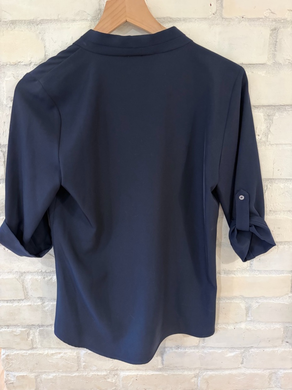 Calvin Klein Deep Navy V-Neck Roll-Tab Sleeve Blouse
(B6) - Picture 2 of 6
